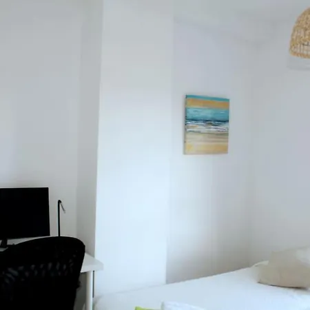 Con Vistas, Piscina, Tenis Y Cine Apartment *