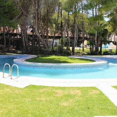 Con Vistas, Piscina, Tenis Y Cine Apartment